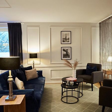 R B Apartment Am Airport Hamburg - 1-4 Personen - Kueche - Smart Tv - Waschmaschine - Perfekt Fuer Geschaeftsreisende Oder Familien 외부 사진