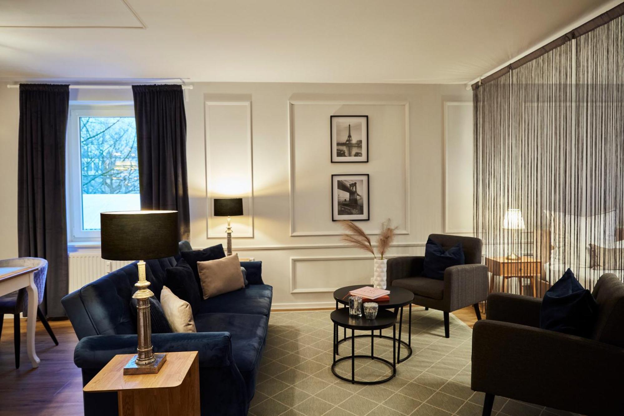 R B Apartment Am Airport Hamburg - 1-4 Personen - Kueche - Smart Tv - Waschmaschine - Perfekt Fuer Geschaeftsreisende Oder Familien 외부 사진
