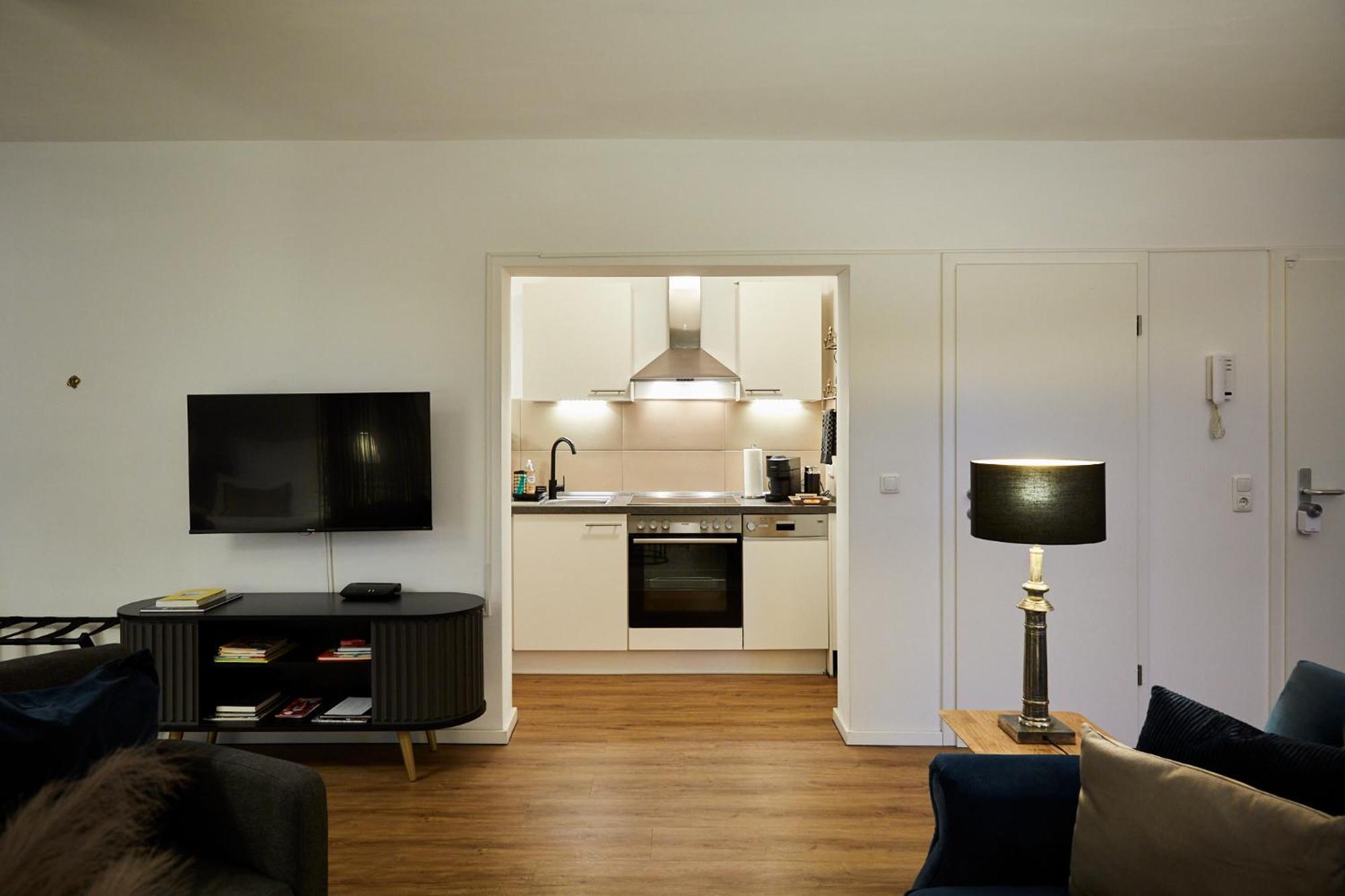 R B Apartment Am Airport Hamburg - 1-4 Personen - Kueche - Smart Tv - Waschmaschine - Perfekt Fuer Geschaeftsreisende Oder Familien 외부 사진